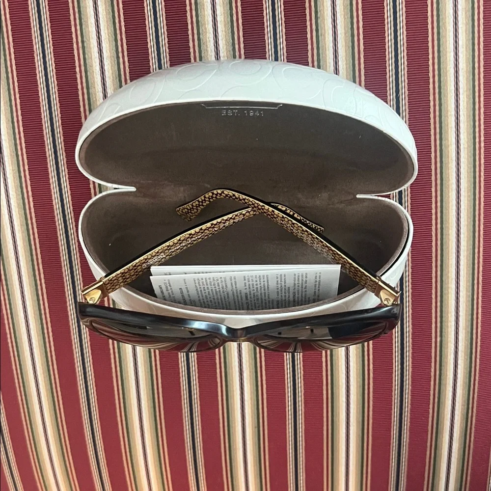 Coach  “frames” - Picture 10 of 10